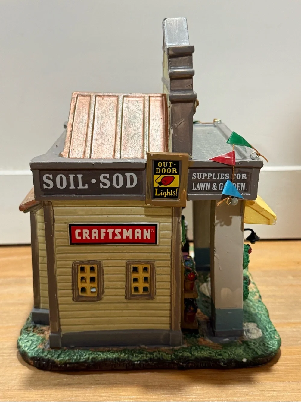 Lemax Goose Creek Craftsman Garden Shop Christmas village
